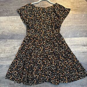 Urban Outfitters Black and Orange Floral Stretch V-Neck Dress Women Small